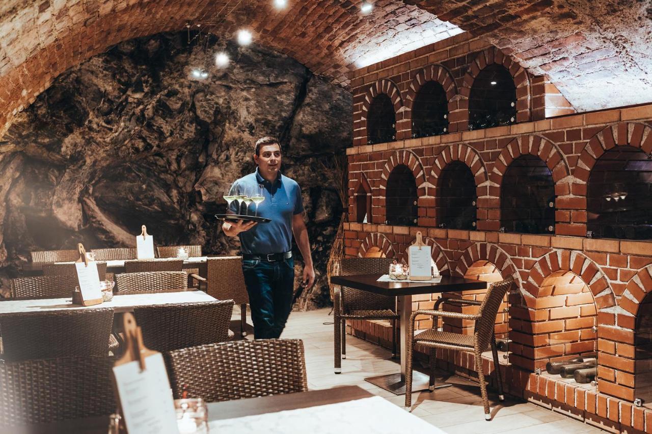 魏森基兴 Weingut Ferdl Denk酒店 外观 照片